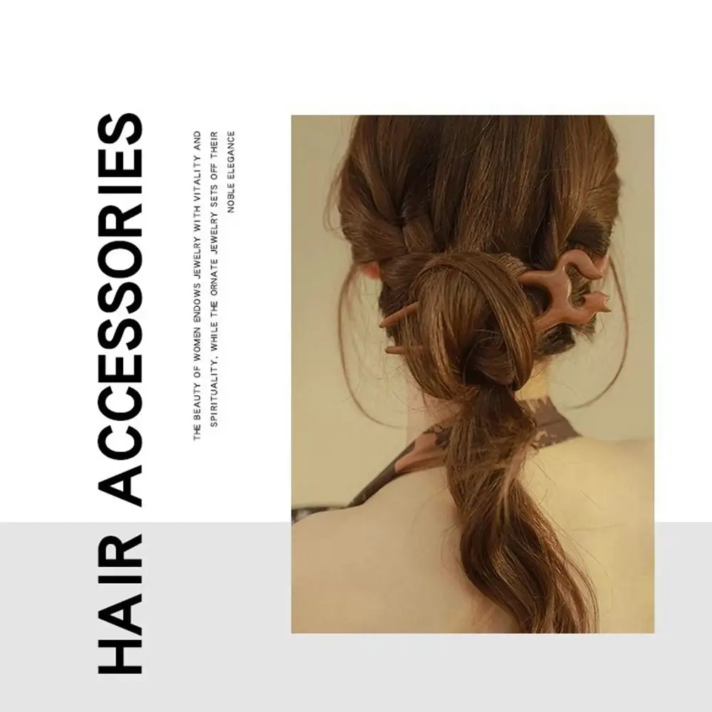Exquisite Wood Wooden Hair Stick Cat Animals Chinese Style Hairpin Rabbit Hair Sticks for Buns Hanfu Headwear Cheongsam