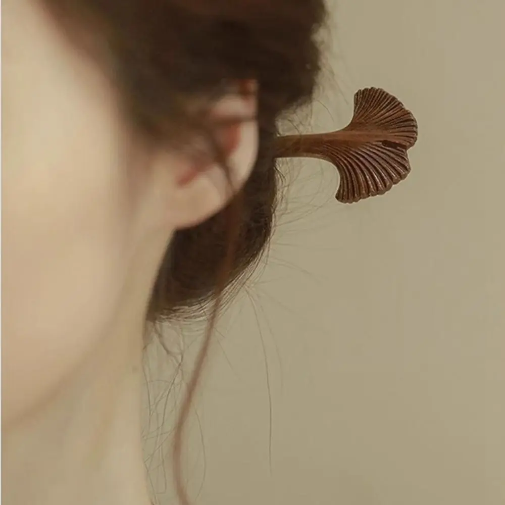 Exquisite Wood Wooden Hair Stick Cat Animals Chinese Style Hairpin Rabbit Hair Sticks for Buns Hanfu Headwear Cheongsam