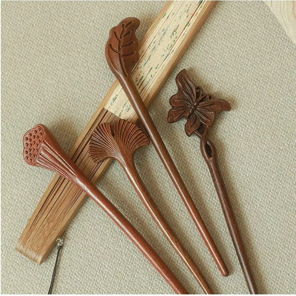 Exquisite Wood Wooden Hair Stick Cat Animals Chinese Style Hairpin Rabbit Hair Sticks for Buns Hanfu Headwear Cheongsam
