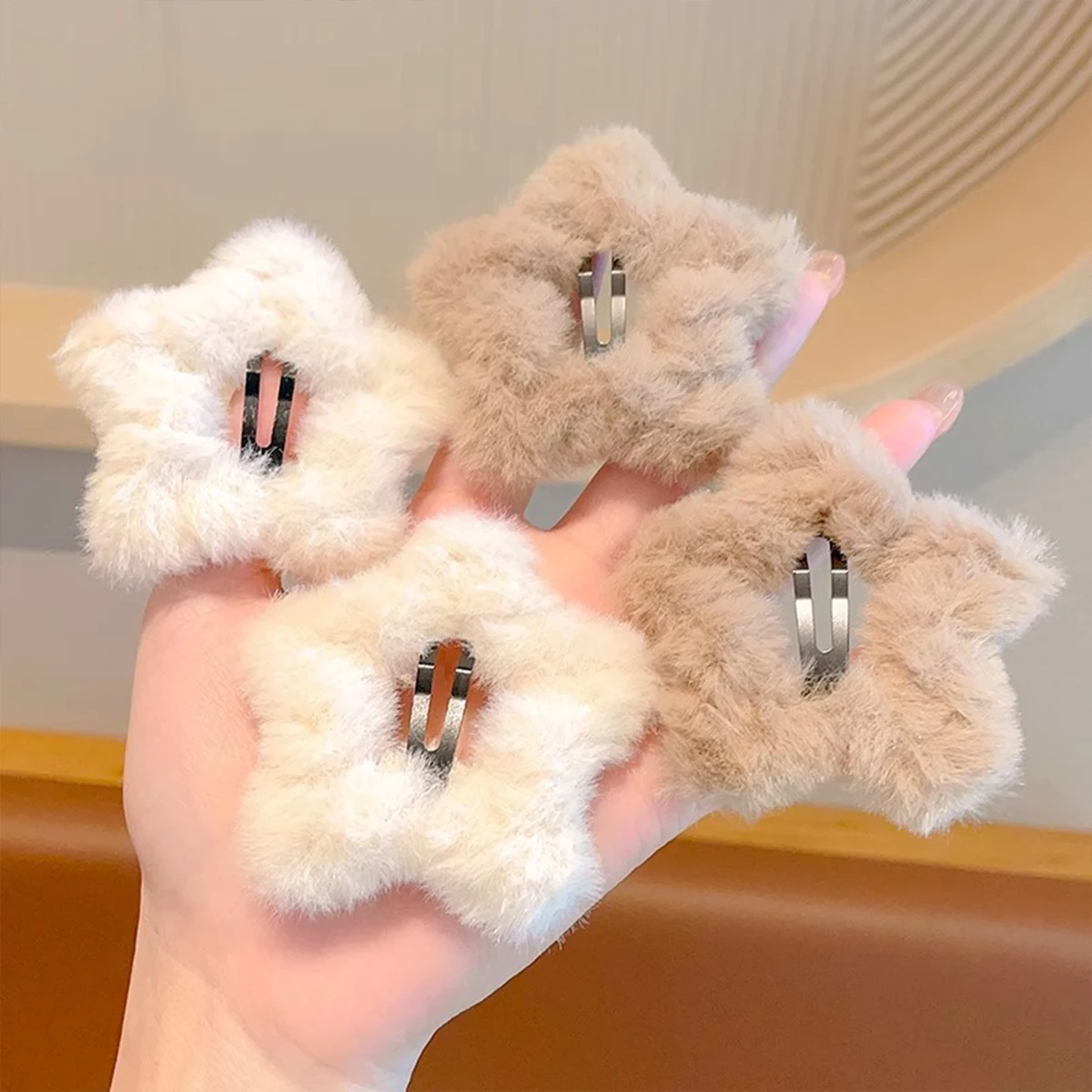 4pcs Plush Star Hairpins Autumn Winter Soft Cute BB Clips Side Bangs Sweet Girl Hollow Hairpin Trendy Accessory