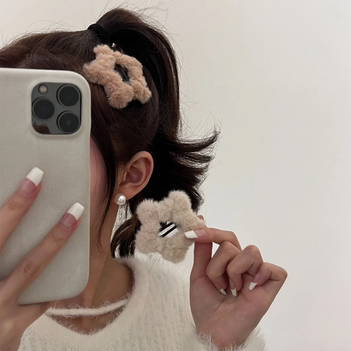 4pcs Plush Star Hairpins Autumn Winter Soft Cute BB Clips Side Bangs Sweet Girl Hollow Hairpin Trendy Accessory
