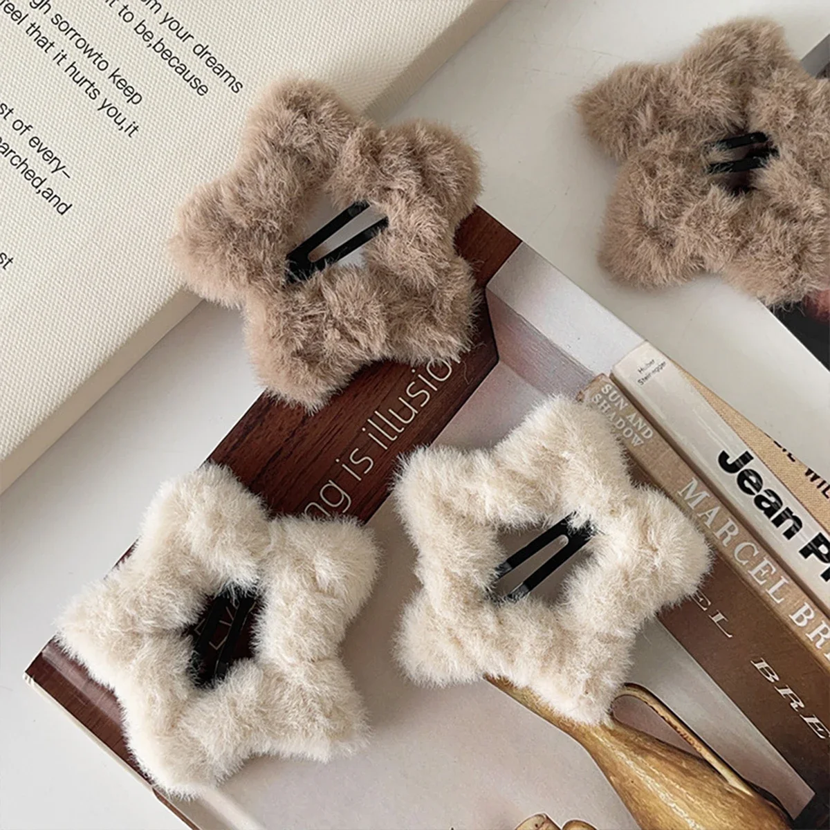 4pcs Plush Star Hairpins Autumn Winter Soft Cute BB Clips Side Bangs Sweet Girl Hollow Hairpin Trendy Accessory
