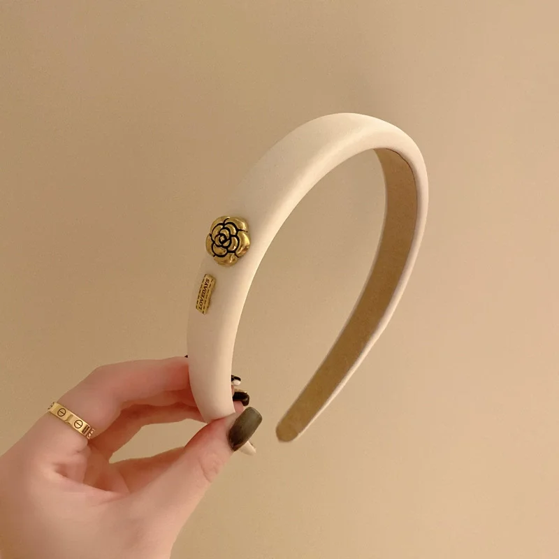 New Small Fragrant Wind Camellia Headband for Women Elegant Fashion Girl Retro Sponge Hair Band