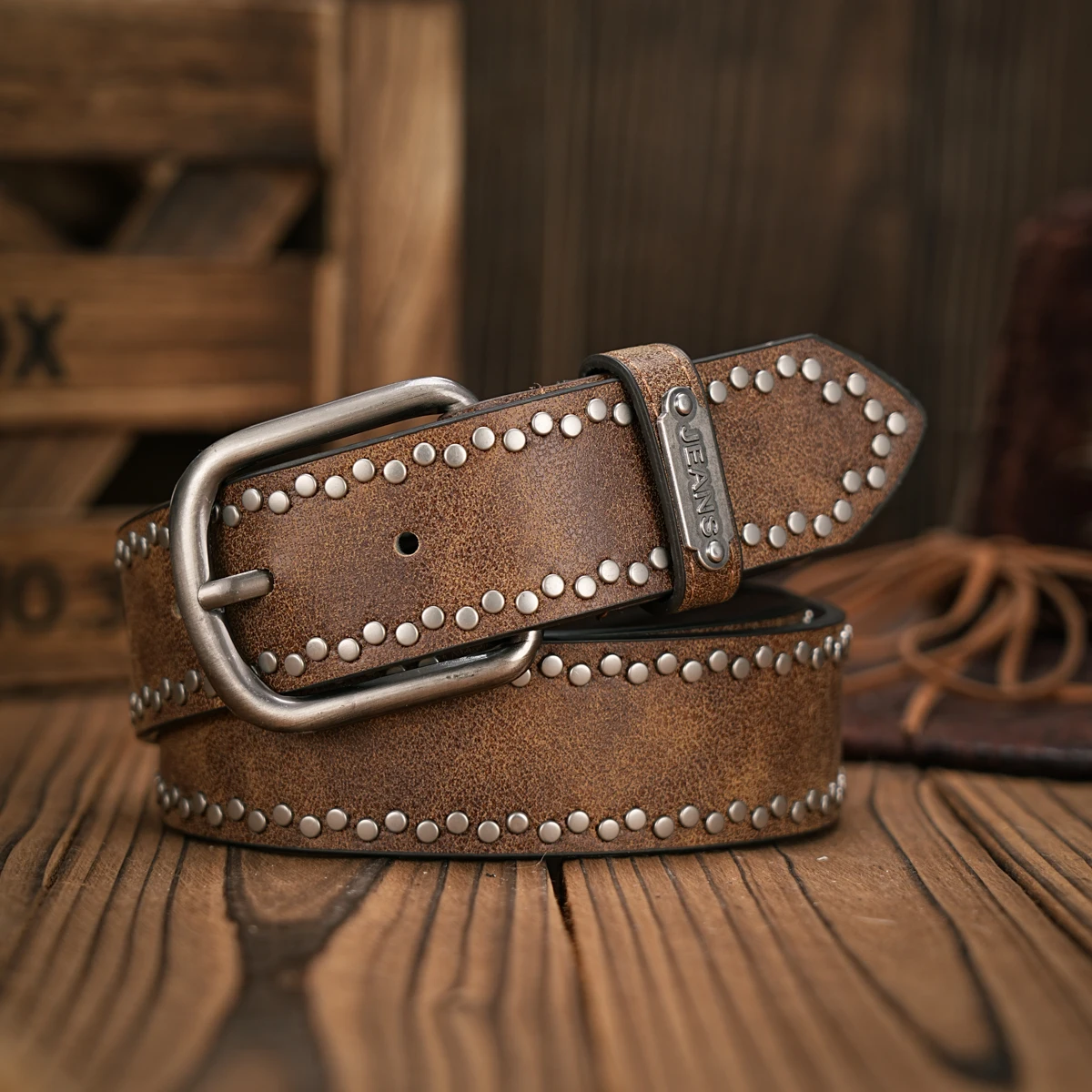 Vintage and fashion collision! PU leather alloy buckle waistband, for both men and women, to create a personalized western style