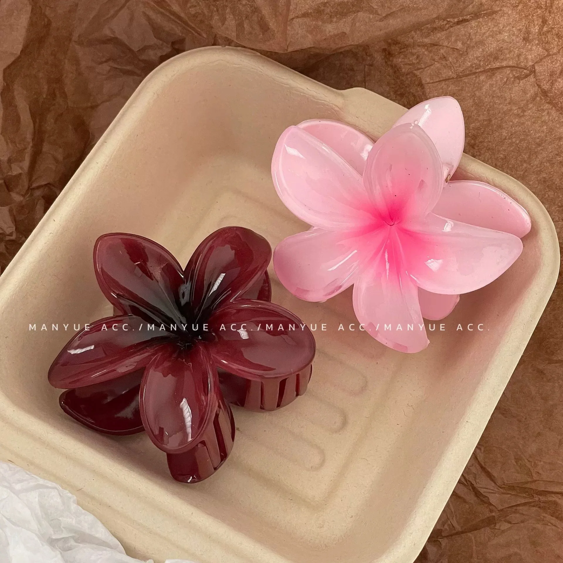 Elegant Gradient Hair Clips Flower Hair Claws Big Size Fashion Head Wear Hairpin for Women Girls Crab Barrette Hair Accessories