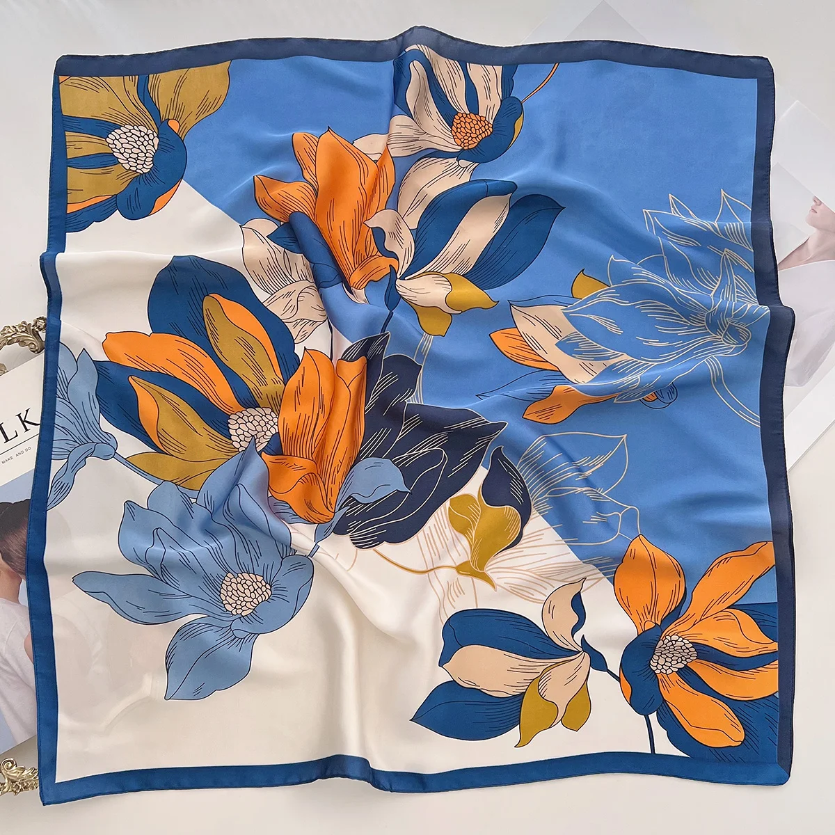 Square Scarf For Women Bandanna Spring/Summer Blue Flower Print Headband Neckerchief Imitation Silk Hair Scarf With A Shirt