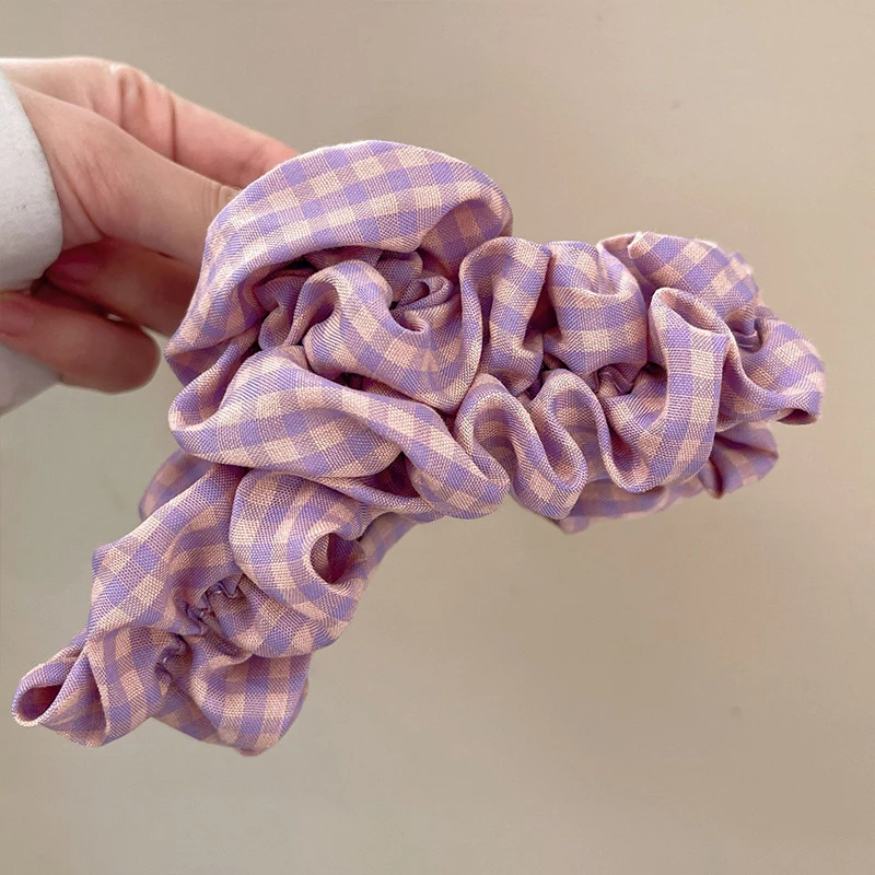 1pc Korean plaid fabric cloud clip, new high-end temperament hair clip, shark clip headband at the back of the head