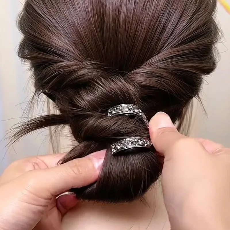 New Mini Rhinestone Hair Clip Crabs Women Hair Claw Small Fashion Korean Metal High Ponytail Hairpins Headdress Hair Accessories