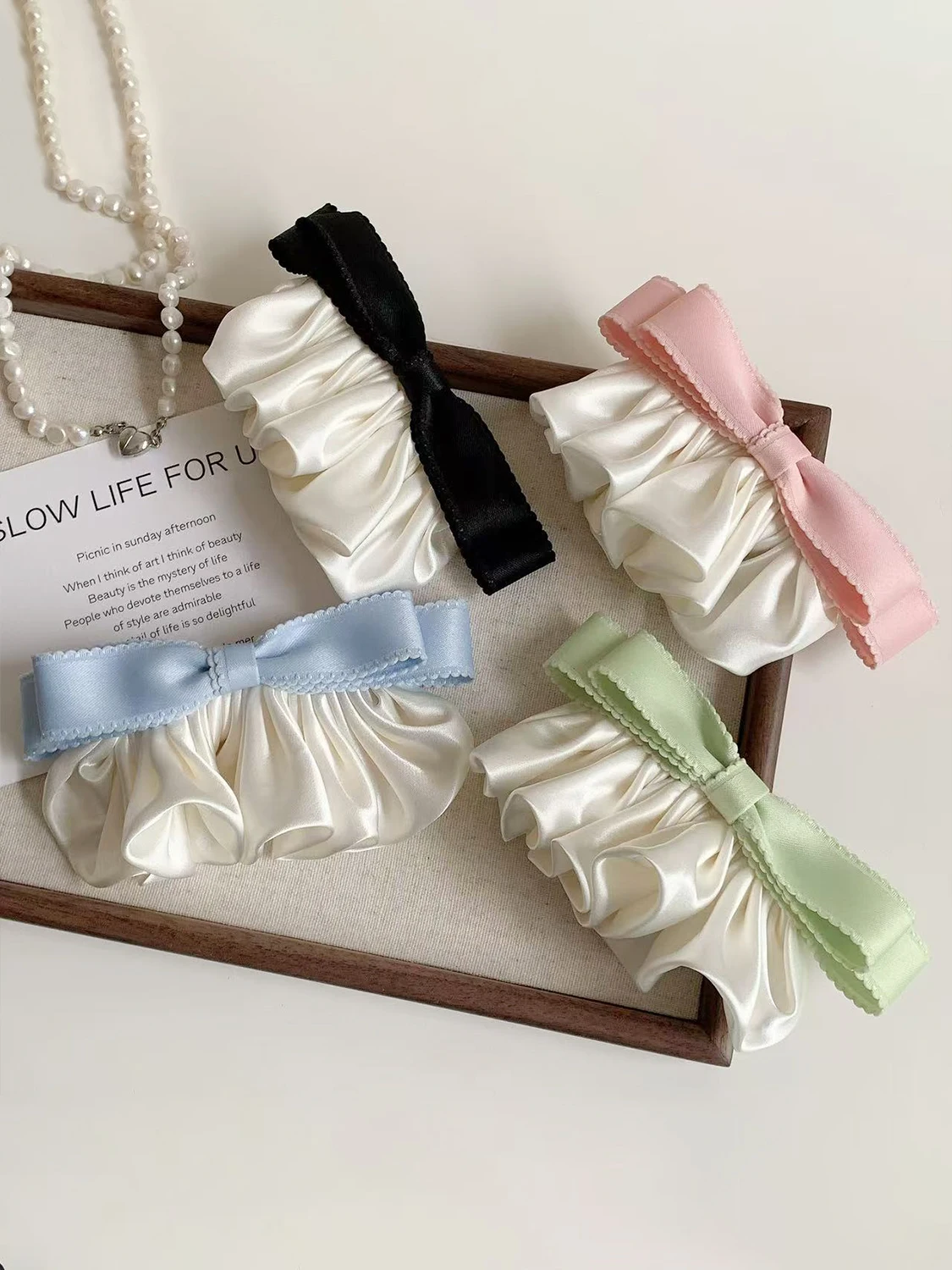 1pc sweet lace satin pleated bow hair clip, French elegant and versatile spring clip, fashion new contrast design spring clip