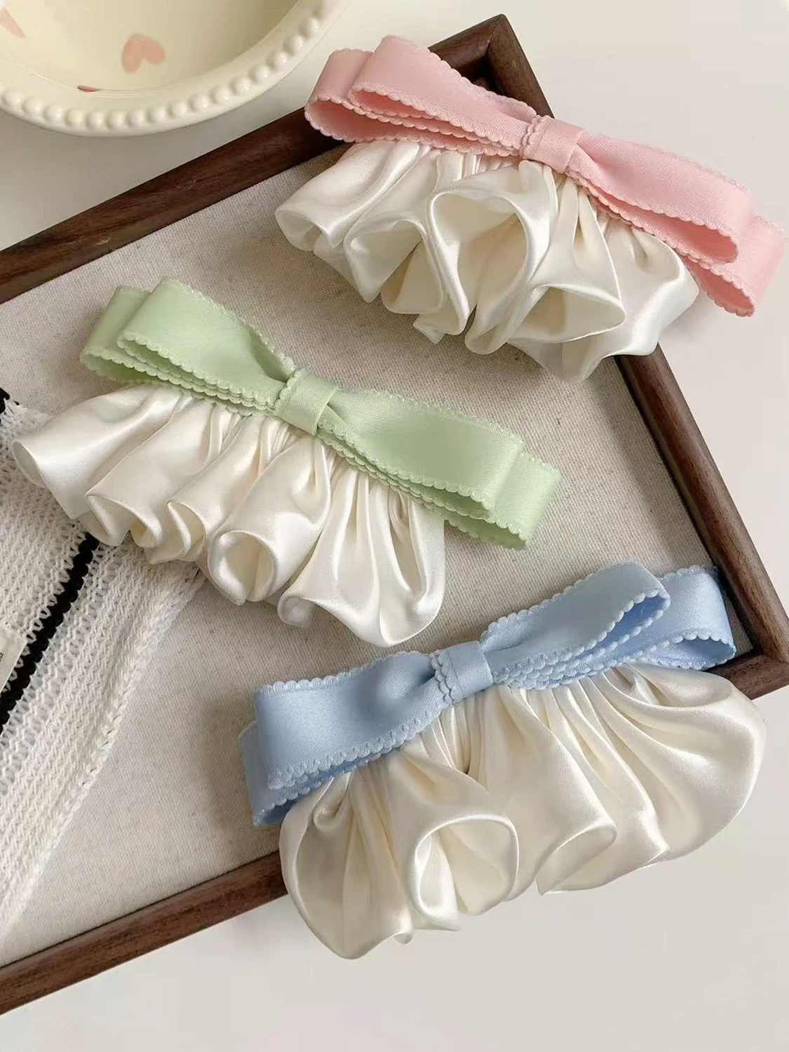 1pc sweet lace satin pleated bow hair clip, French elegant and versatile spring clip, fashion new contrast design spring clip