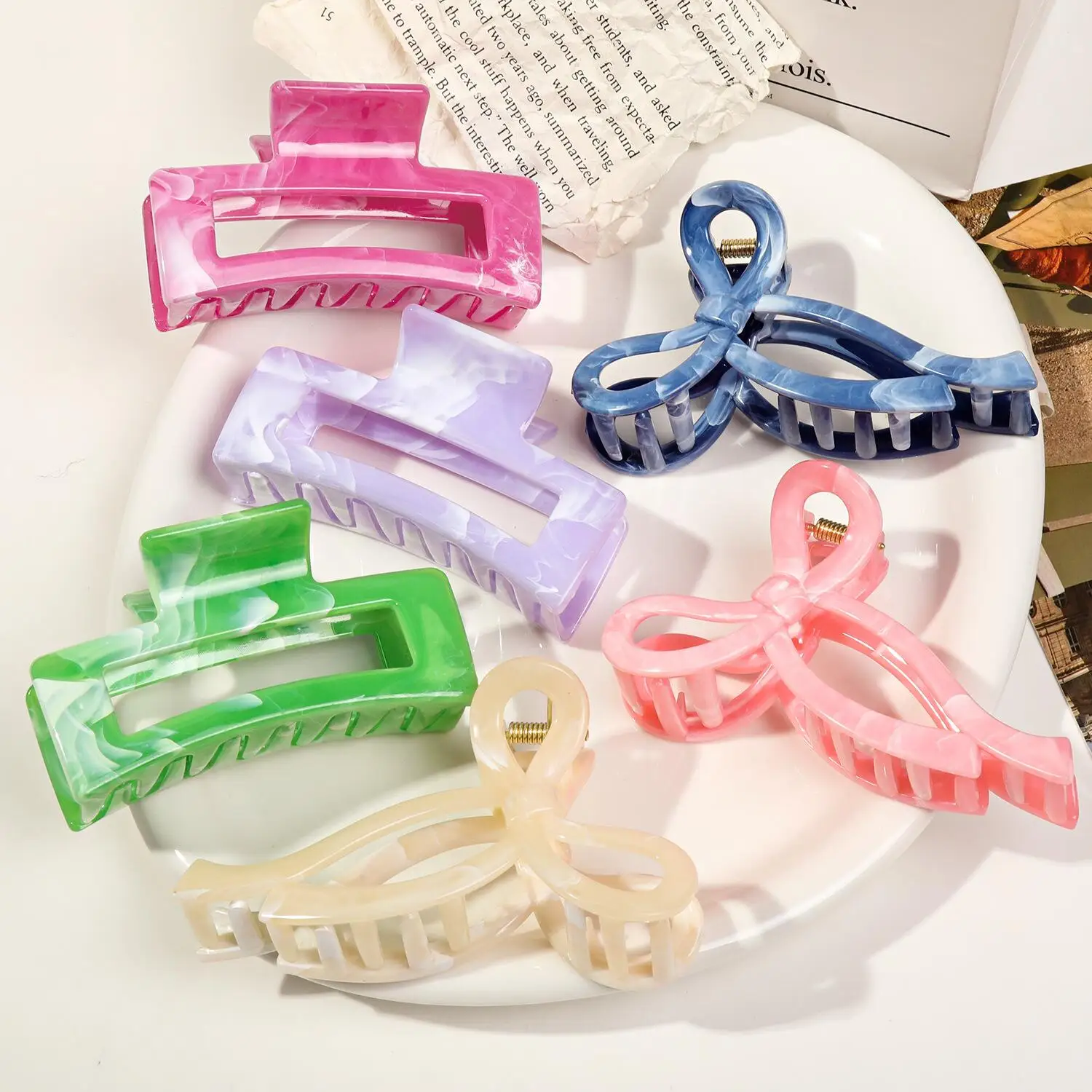 Acrylic Hair Claw Grab Bow Large Hair Clip Ponytail Geometric Hollow Square Hairpins Barrettes for Women Girls Hair Accessories