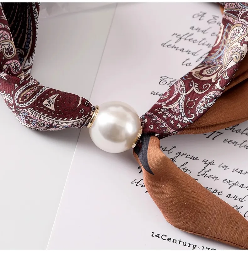 Women Satin Neck Scarf Choker, Black White Striped Small Scarf with Magnetic Big Pearl Buckle, Elegant Decorative Neck Band Acce