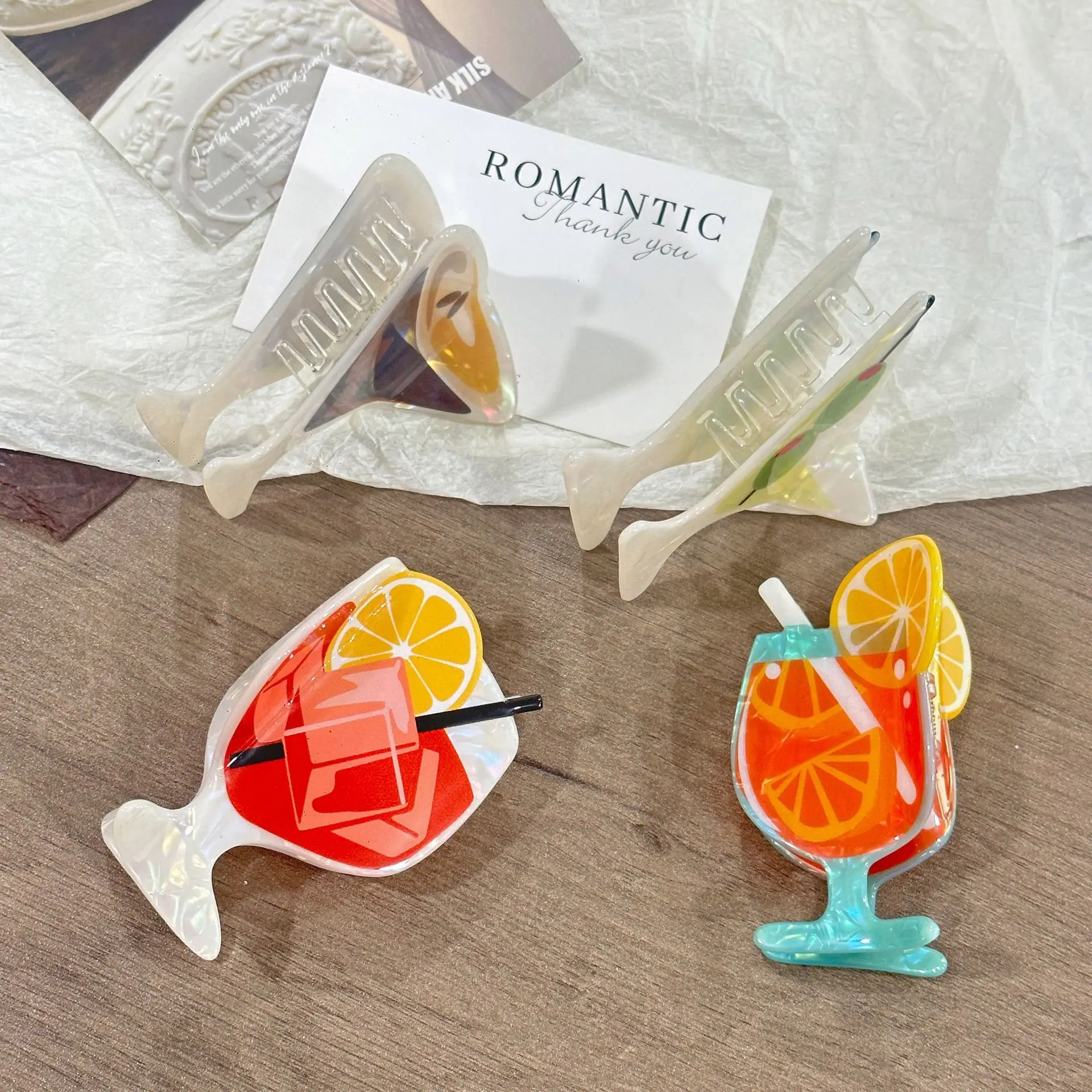 1pc Goblet Cocktail Grab Clip, Hawaii Summer Beach Iced Tea, Orange Soda, Coffe Novel Creative Drink Large Hair Clip Shark Clip