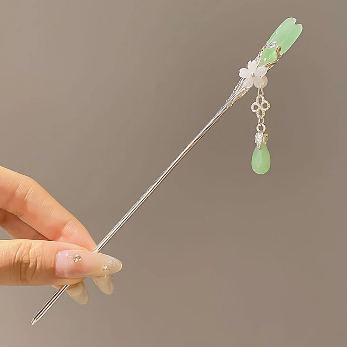 Chinese Style Vintage Hairpin Elegant Tassel Flower Hair Stick For Girl's Long Dress Cheongsam Hanfu Retro Hair Accessories