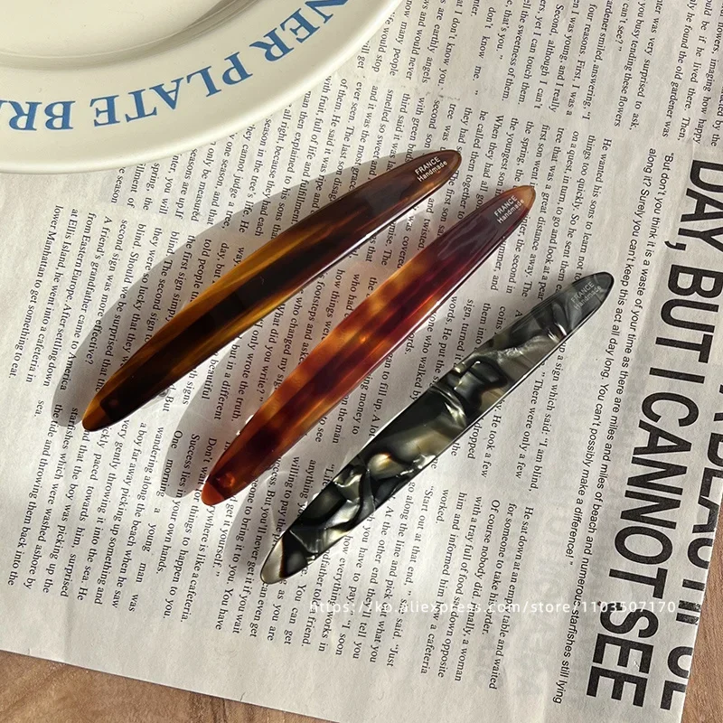 France, South Korea retro temperament one word clip French deep caramel amber hair clip on the back of the head