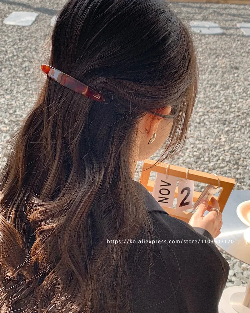 France, South Korea retro temperament one word clip French deep caramel amber hair clip on the back of the head