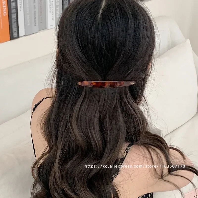 France, South Korea retro temperament one word clip French deep caramel amber hair clip on the back of the head