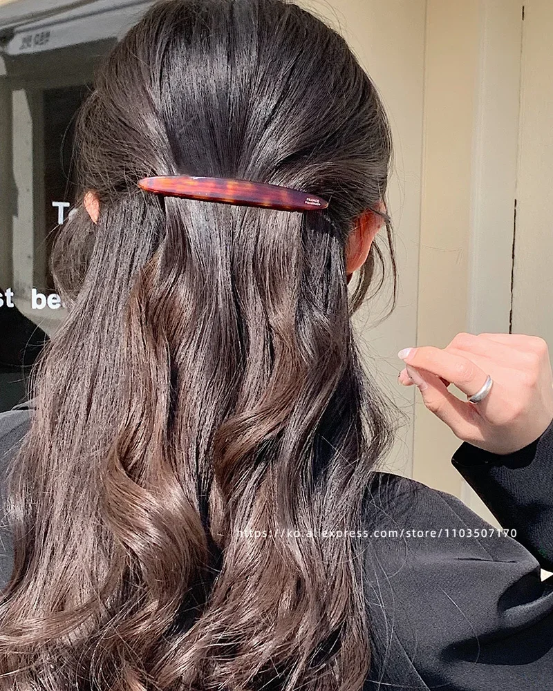 France, South Korea retro temperament one word clip French deep caramel amber hair clip on the back of the head