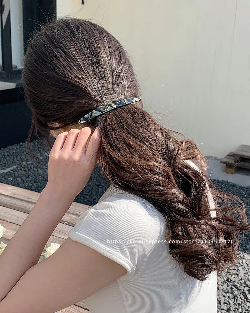 France, South Korea retro temperament one word clip French deep caramel amber hair clip on the back of the head