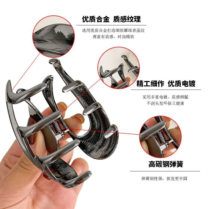 New Exquisite Metal Hair Claw Elegant Hollow Geometric Small Hair Clips Korean Barrettes Girs Hairpin Fashion Hair Accessories