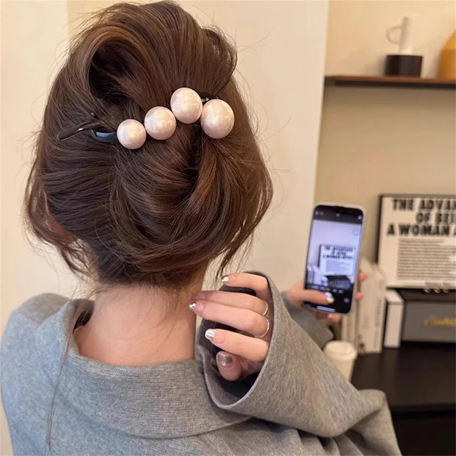 Elegant Pearls Twist Hair Clips Grab For Women Hairpin Barrettes Sweet Hair Ornament Headband Ponytail Fashion Hair Accessories
