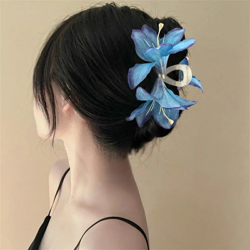 Super Fairy Emulational Lily Flower Hair Claw Clips for Women Mori Style Acrylic Shark Clip Travel Party New Accessories