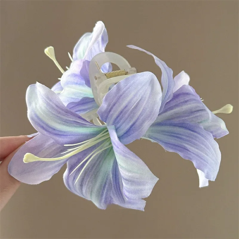Super Fairy Emulational Lily Flower Hair Claw Clips for Women Mori Style Acrylic Shark Clip Travel Party New Accessories