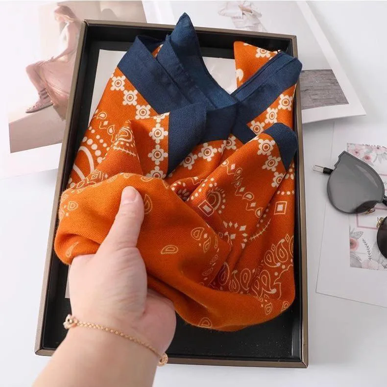 2025 New Plaid Flower Print Scarves With Magnetic Buckle 65cm*65cm Square Cotton and Linen Neck Wraps Elegant Bag Handle Bands