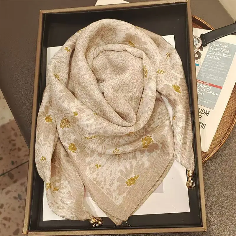 2025 New Plaid Flower Print Scarves With Magnetic Buckle 65cm*65cm Square Cotton and Linen Neck Wraps Elegant Bag Handle Bands