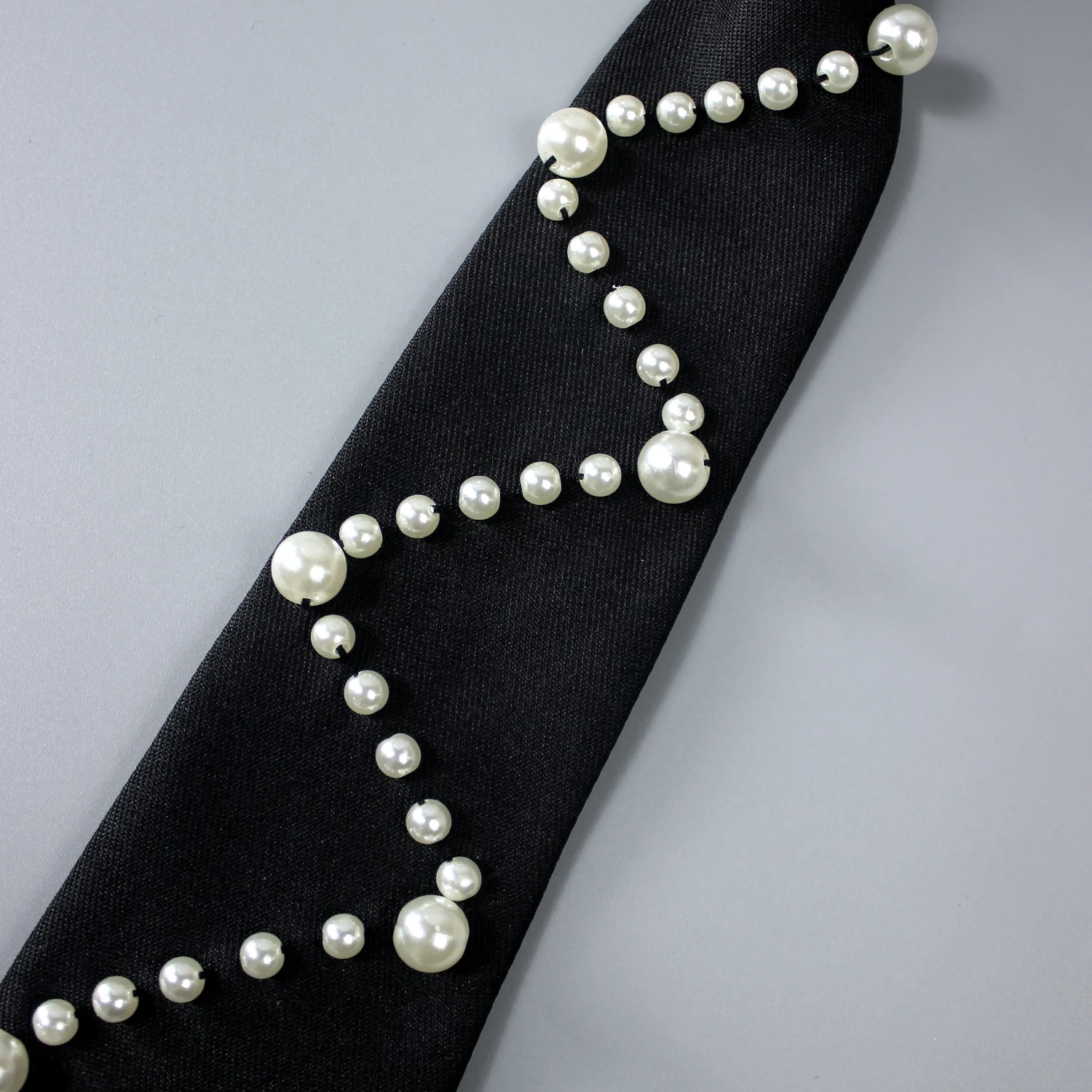 1pc Hand-beaded Academic Style Pre-tied Necktie - Black Women's JK Uniform Tie for Stylish Shirts | Trendy Elegant Streetwear Ve