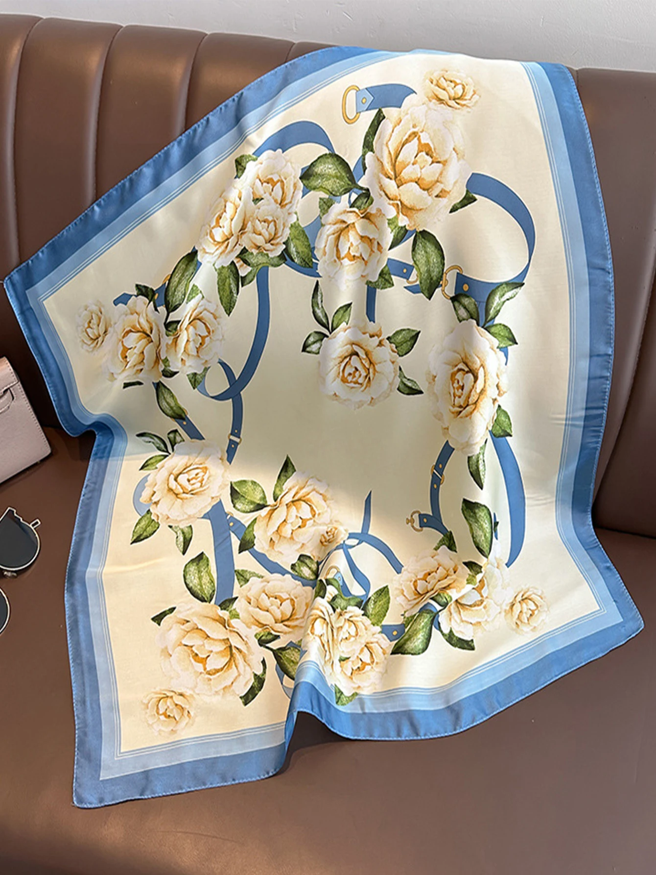 70cm Scarf Simulated Silk Women Summer Shawls And Wrap Hijab Scarves Femme Pashmina Echarpe Designer Beach Stole Bandana