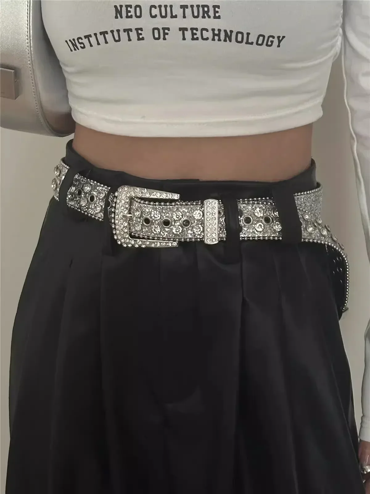 Punk Rhinestone Belt Belt Brand 2.3cm Y2K Bling Sequin Designer Belts Pu Fashion Waistband Jeans Pants Decor Belt for Women Men