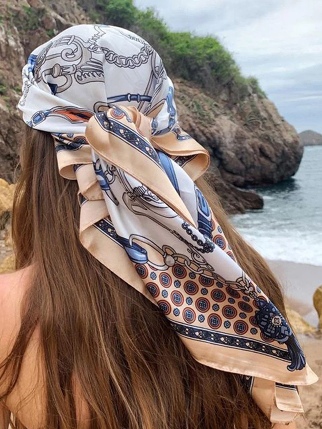 Fashion Square Silk Scarf Women Printed Chain Satin Neckerchief Mulim Hijab Luxury Shawl Hairband Bandana Foulard 90*90cm
