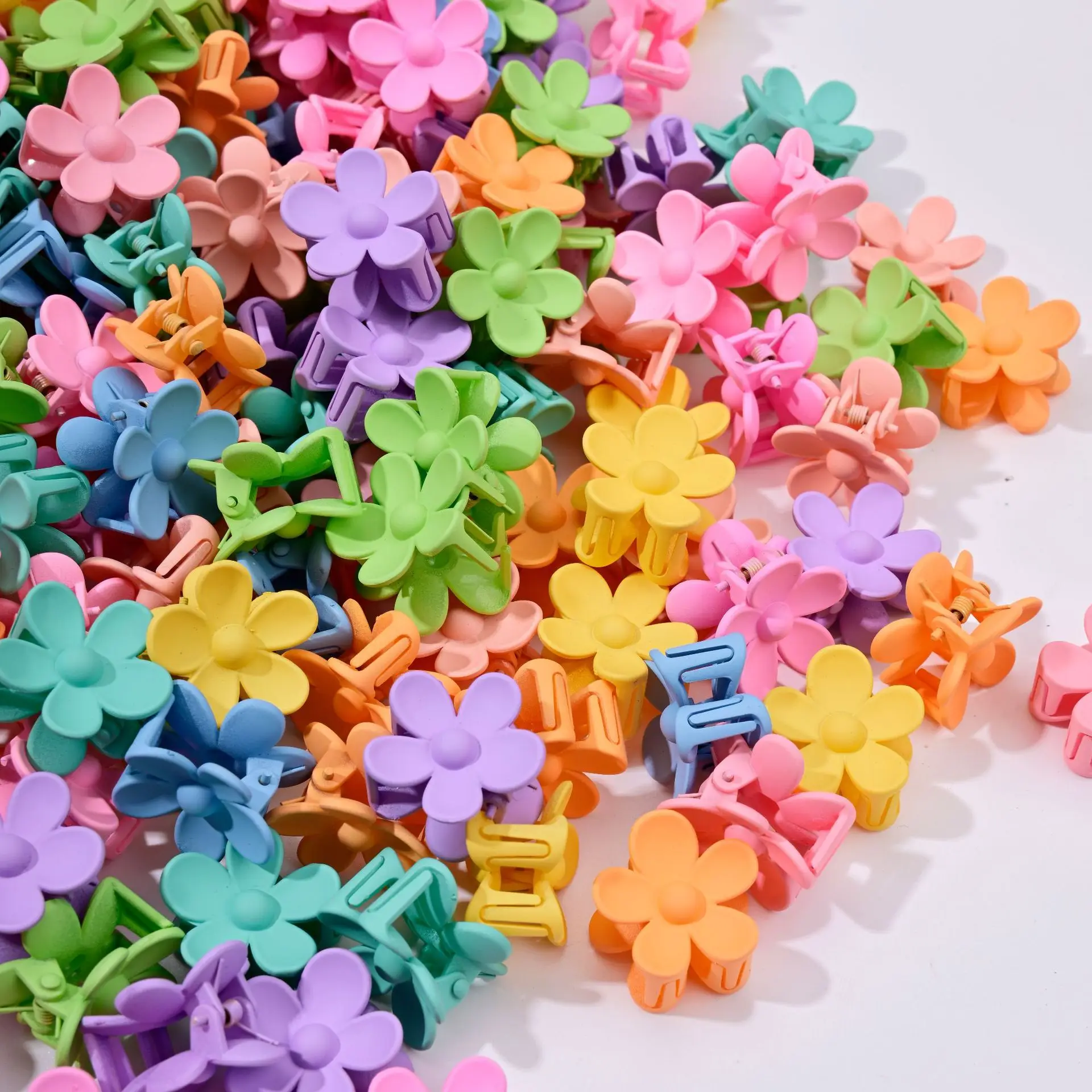 10PCS Cute Candy Color Mini Matte Flower Hair Crab Claw Clips For Women Girl Sweet Side Clip Barrette Hairpin Hair Accessories