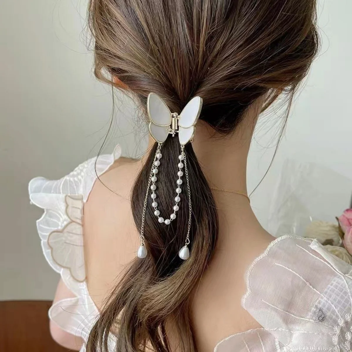 Glitter Shark Grip Clips Korean Style Sweety Romantic Hair Claws Butterfly Shape Girls Pearl Tassel Metal Jewelry Hair Accessory