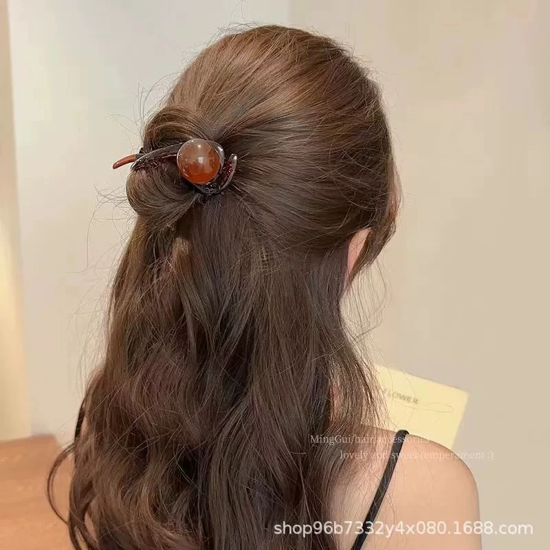 New Twist Hair Clip Plastic Acrylic Bead Imitation Pearl Hairpin Twisted Design Women Hairs Accessories Hair Clips Hair Bow