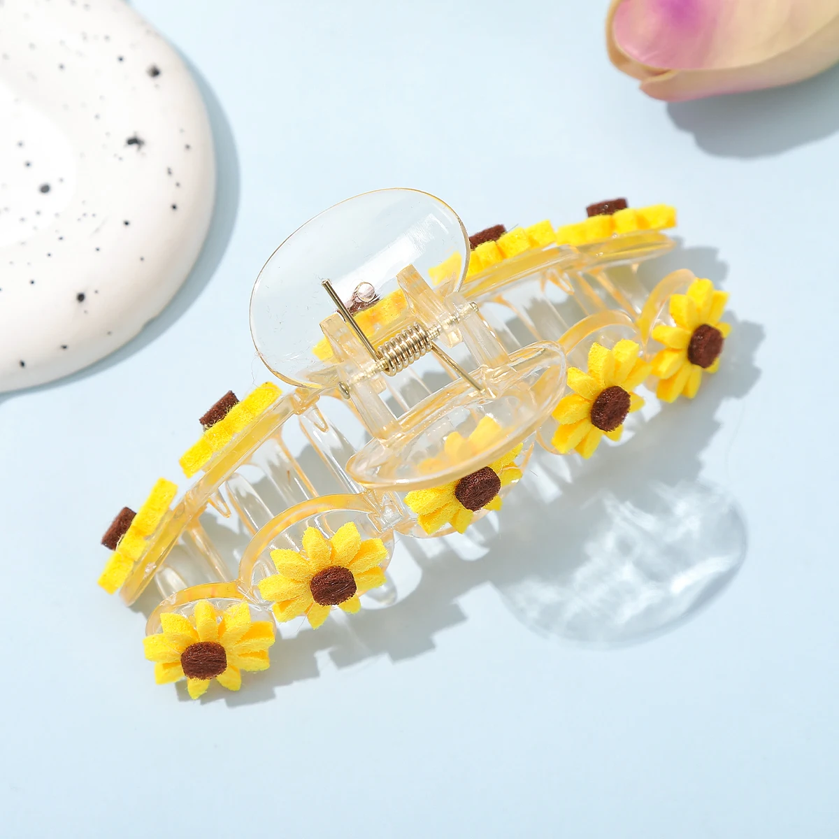 AWAYTR New Sunflower Hair Claw Clips for Women Sweet Large Shark Clip Hair Claw Crab Clamp Barrettes Hair Accessories
