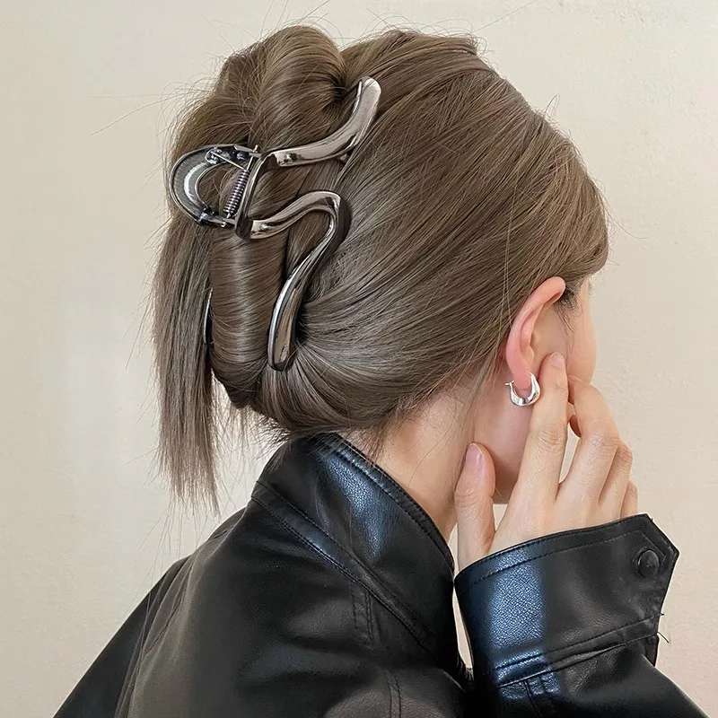 New Fashion Metal Hair Claw Clip Irregular Hairpins Punk Hair Crabs Barrettes Vintage Jaw Clips Women Hair Accessories 2025