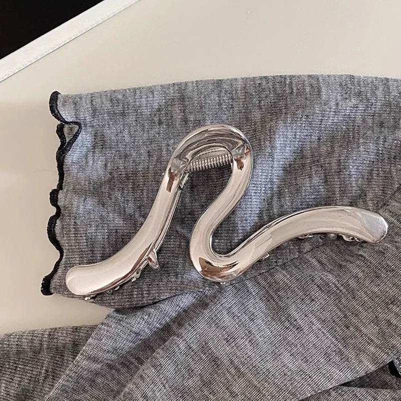 New Fashion Metal Hair Claw Clip Irregular Hairpins Punk Hair Crabs Barrettes Vintage Jaw Clips Women Hair Accessories 2025