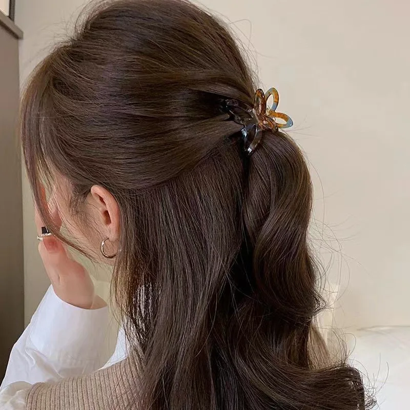 1PC High Color Value Romantic Spring Color Acetate Butterfly Grab Clip Temperament Aesthetic Hollow Bow Hair Clip Back of Head H