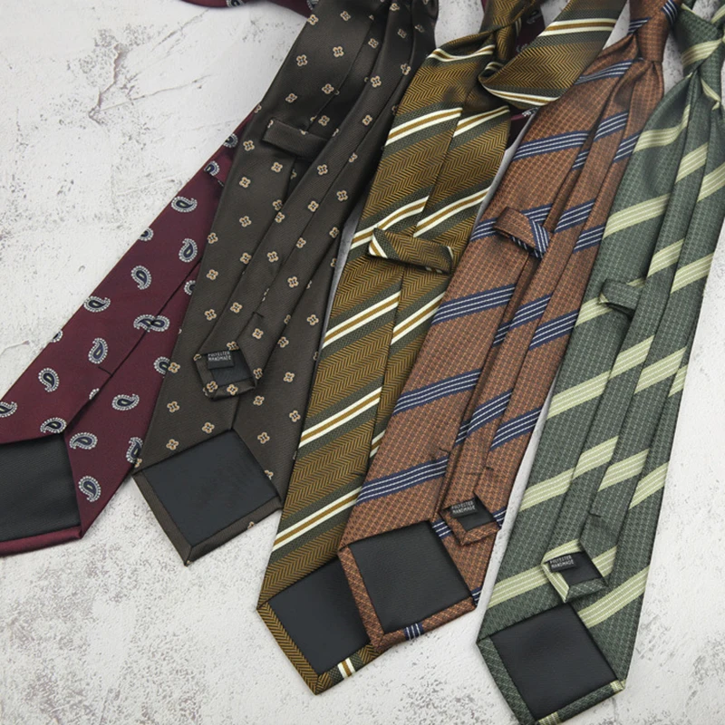 2025 New Arrival Brown Necktie Men Business Formal Striped Cartoon Neck Ties 8cm White Green Polka Dot Tie Tuxedo Wedding Cravat
