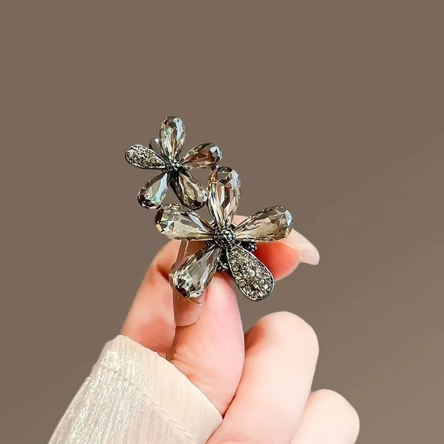 High-end Crystal Rhinestone Flower Hairpin Temperament Women Side Bangs Duckbill Word Clip Exquisite Alloy Hair Accessories
