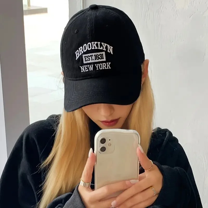 Adjustable Brooklyn NY Logo Embroidered Baseball Cap For Women & Men, Lightweight And Breathable Sport Cap