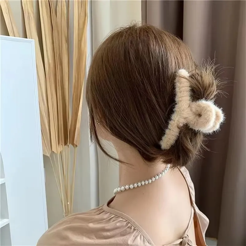 Solid Fluffy Cross Hair Claw For Women Girls Sweet Hair Ornament Plush Headband Hair Claw Clip Hairpin Fashion Hair Accessories