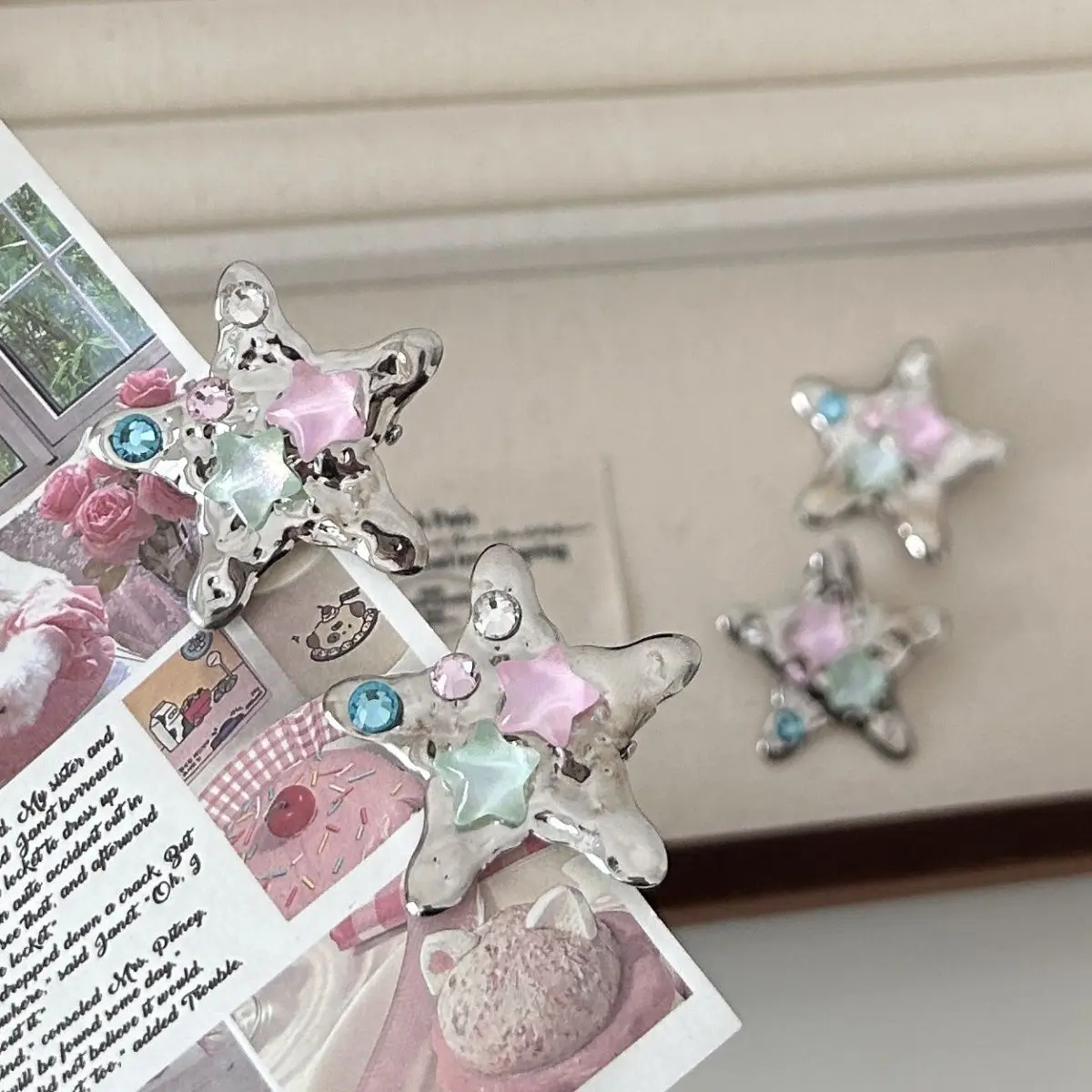 Colorful Star Hair Clips Y2K Metal Duckbill Hairpins Cute Small Hair Claws Sweet Edgy Dopamine Hair Accessories Side Bangs Clip