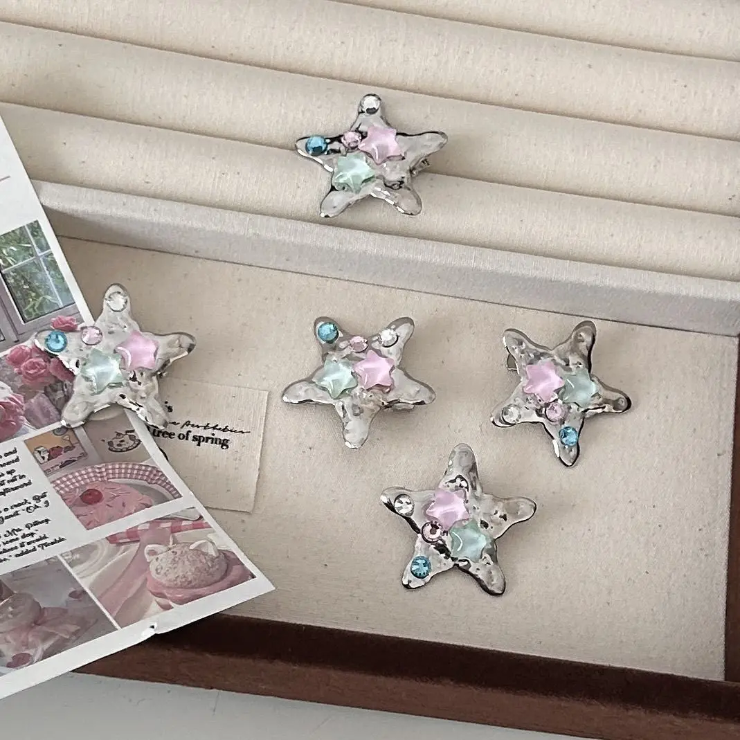 Colorful Star Hair Clips Y2K Metal Duckbill Hairpins Cute Small Hair Claws Sweet Edgy Dopamine Hair Accessories Side Bangs Clip