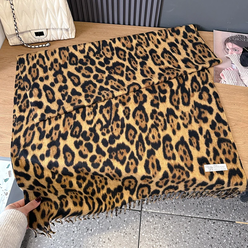 New Fashion Sexy Leopard Women Winter Warm Scarf Tassels Shawl Cashmere Foulard Pashmina Hijabs Lady Scarves Wraps