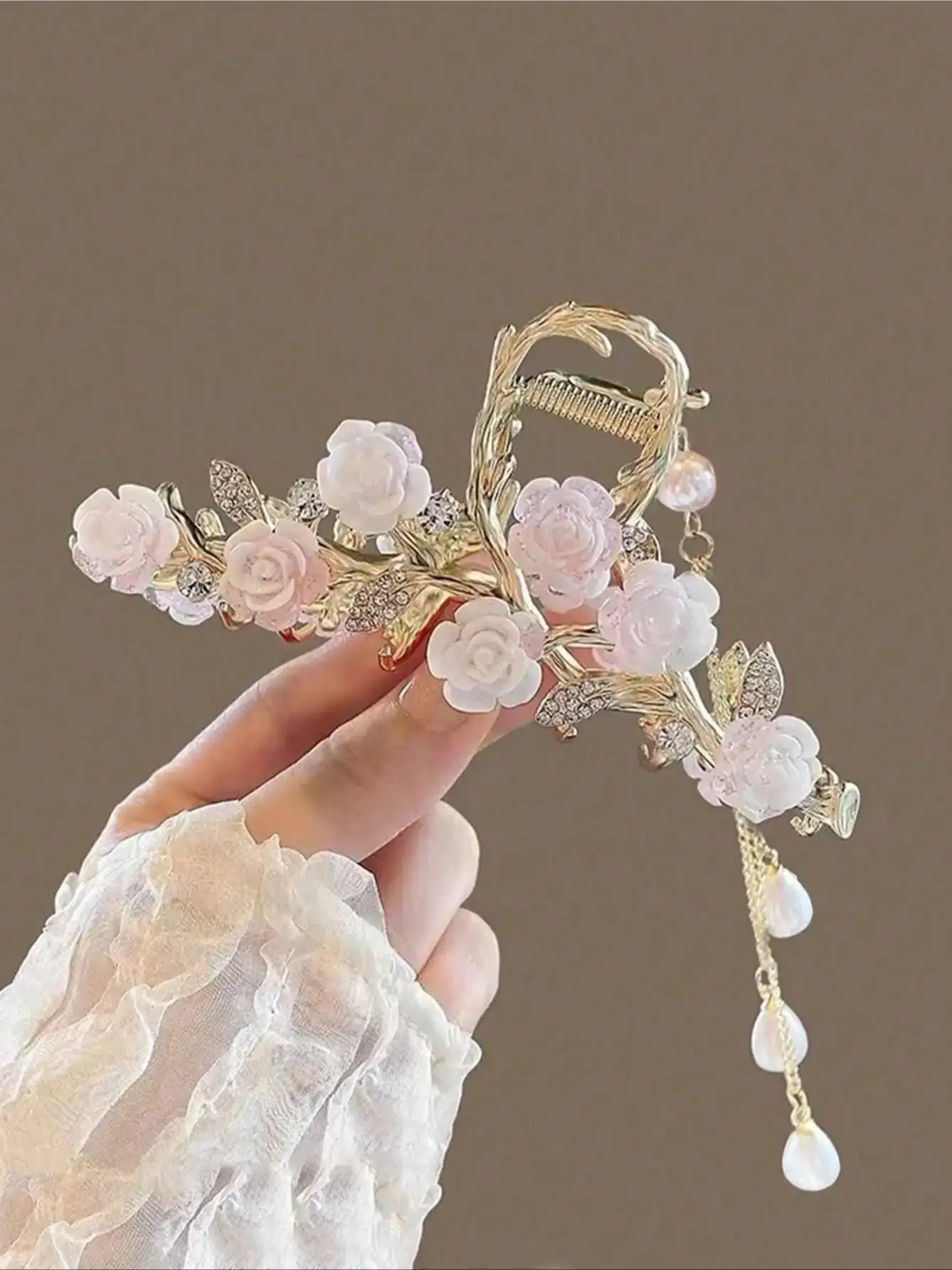 1Pcs Fashion Antique Rose Tassels Hair Claws elegant temperament For Women Girls Party Hair Accessories