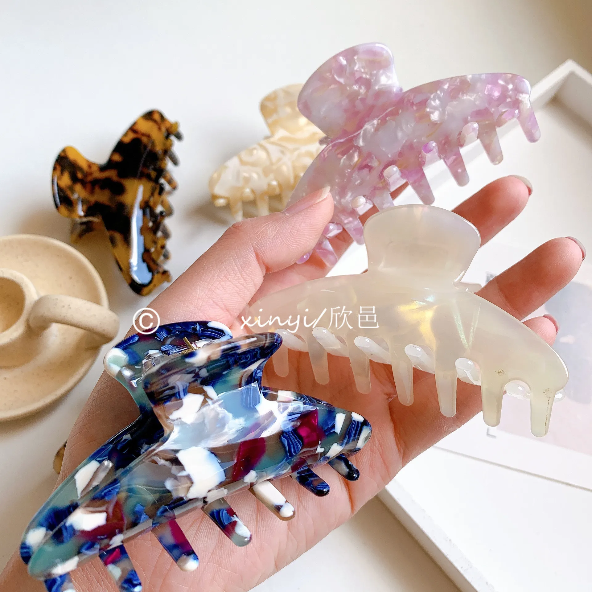 Large Accetate Leopard Print Acrylic Hairpins Hair Clip Crab Hair Claws For Women Girl Hair Accessories Headdress Party Gifts