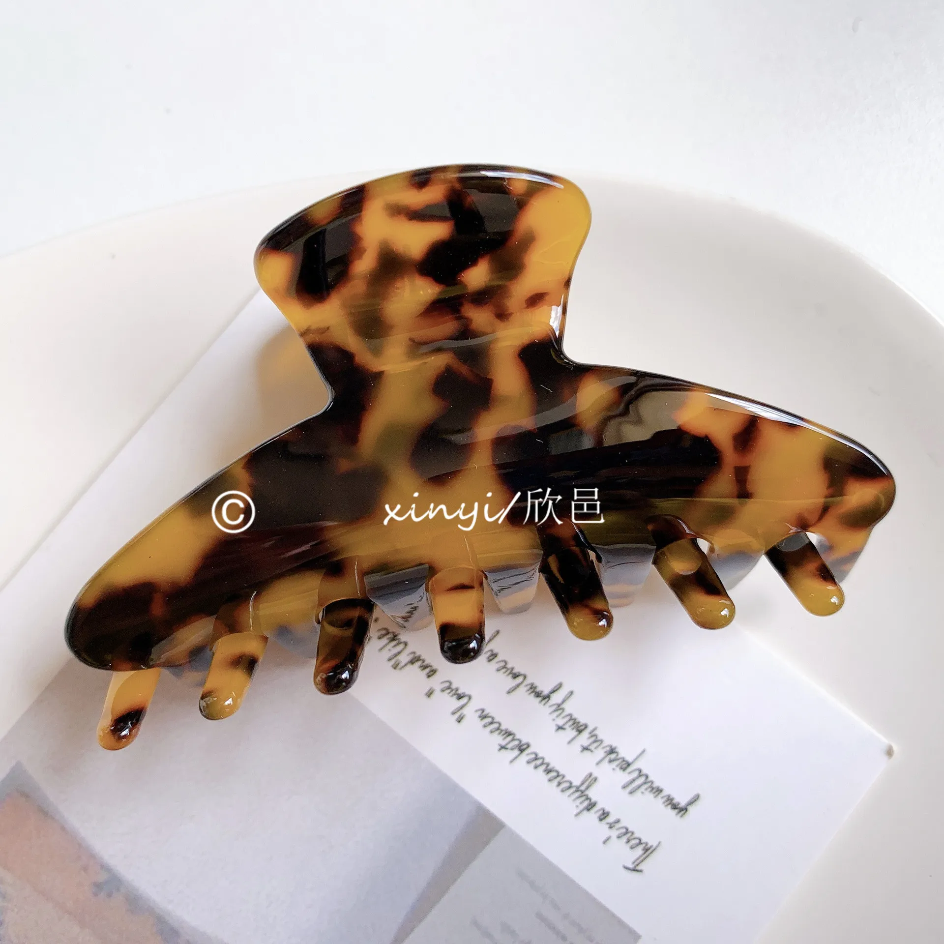 Large Accetate Leopard Print Acrylic Hairpins Hair Clip Crab Hair Claws For Women Girl Hair Accessories Headdress Party Gifts